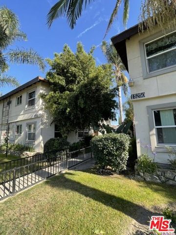 15246 - 15250 Acre Street, North Hills, CA 91343