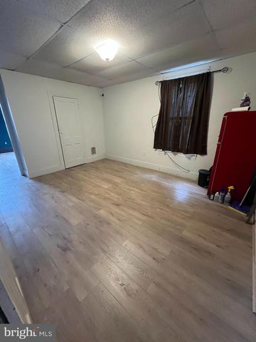 122 E MARKET ST, Schuylkill Haven, PA 17972