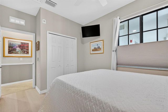 17520 GAWTHROP DRIVE 401, Lakewood Ranch, FL 34211