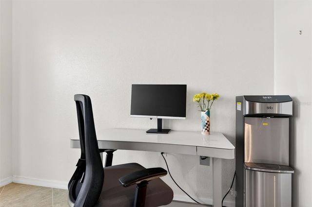 17520 GAWTHROP DRIVE 401, Lakewood Ranch, FL 34211