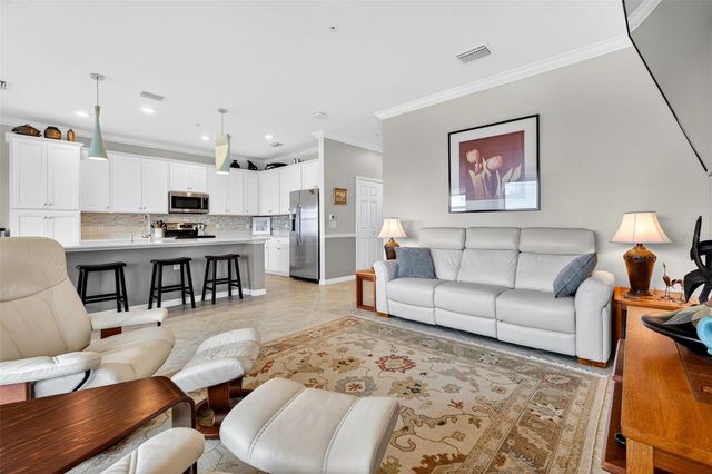 17520 GAWTHROP DRIVE 401, Lakewood Ranch, FL 34211