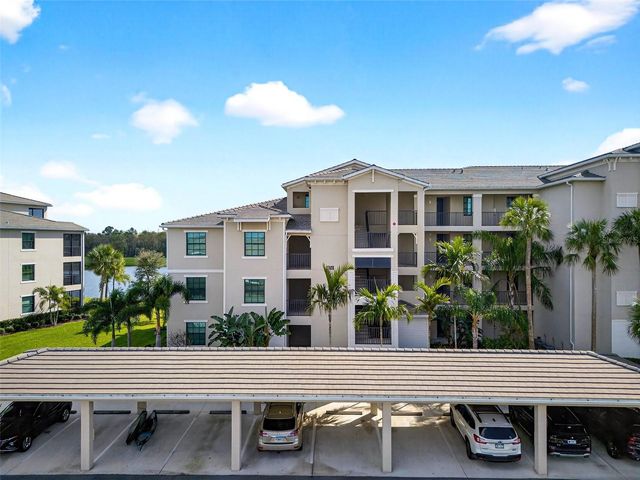 17520 GAWTHROP DRIVE 401, Lakewood Ranch, FL 34211