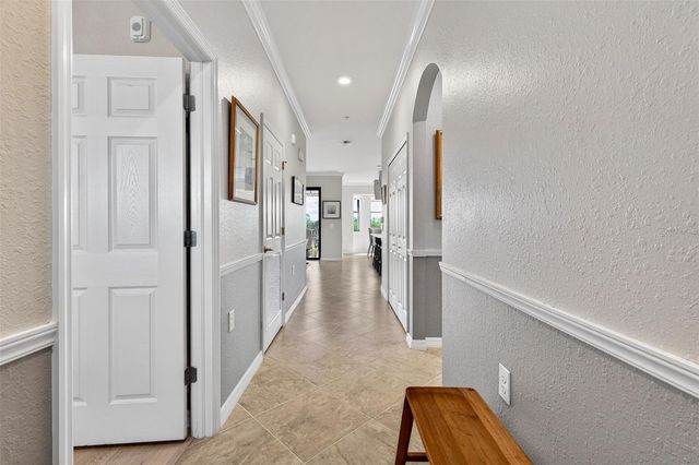 17520 GAWTHROP DRIVE 401, Lakewood Ranch, FL 34211