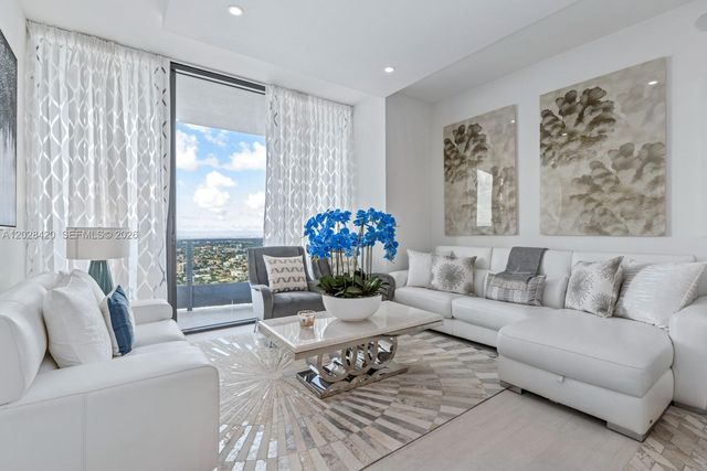 1000 Brickell Plaza PH6006, Miami, FL 33131