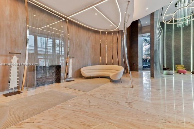 1000 Brickell Plaza PH6006, Miami, FL 33131