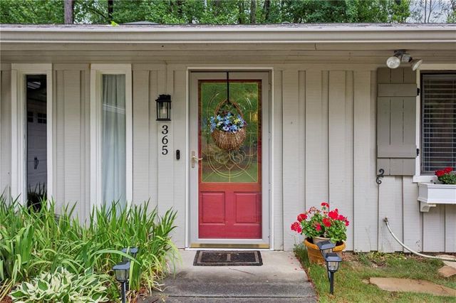 365 Briarwood Court, Marietta, GA 30068
