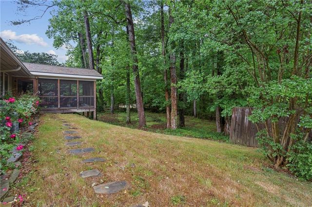 365 Briarwood Court, Marietta, GA 30068