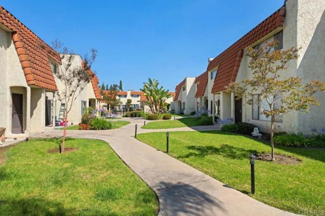 5580 Lake Park Way 21, La Mesa, CA 91942