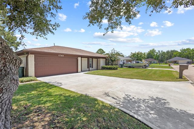 1745 Shirley Circle, Beaumont, TX 77707