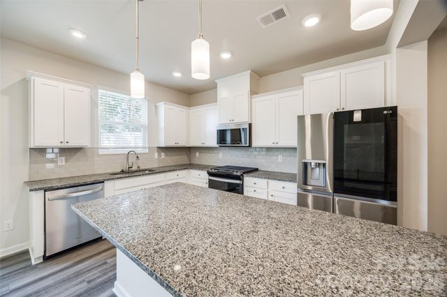1351 Southern Sugar Drive, Charlotte, NC 28262