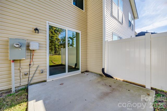 1351 Southern Sugar Drive, Charlotte, NC 28262
