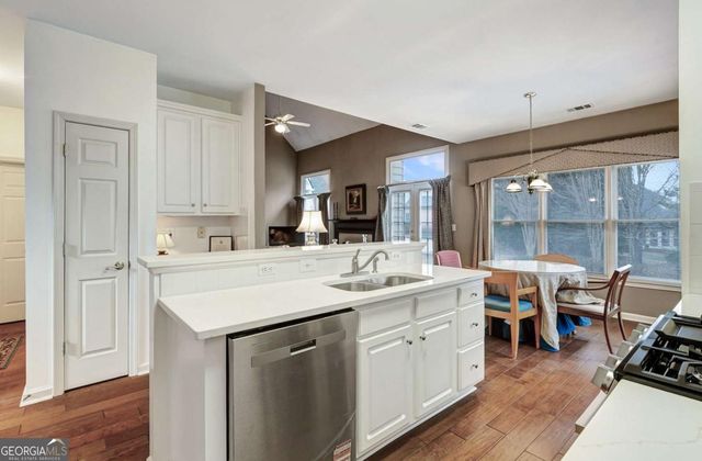 5456 Brooke Ridge Drive, Atlanta, GA 30338