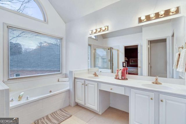 5456 Brooke Ridge Drive, Atlanta, GA 30338