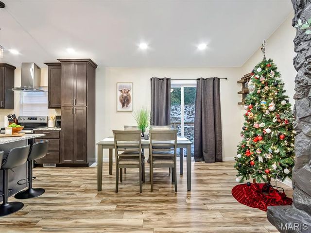 2010 Raintree Trail, Collinsville, IL 62234