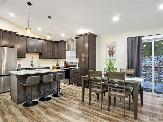 2010 Raintree Trail, Collinsville, IL 62234