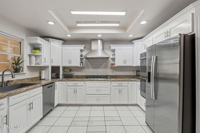 6301 NATALICIO Lane, El Paso, TX 79912