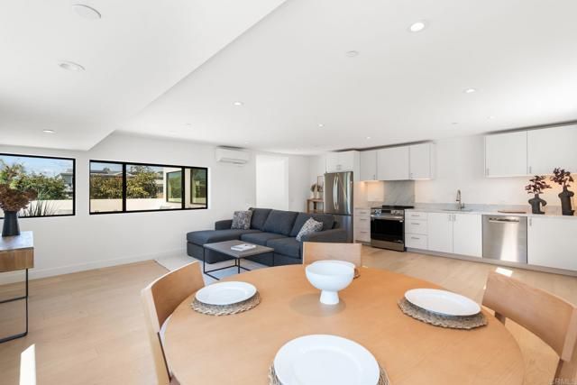 2052 Montgomery Avenue, Cardiff By The Sea (encinitas), CA 92007