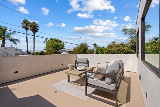 2052 Montgomery Avenue, Cardiff By The Sea (encinitas), CA 92007