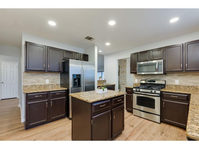 2505 Wood Chase TRL, Austin, TX 78728
