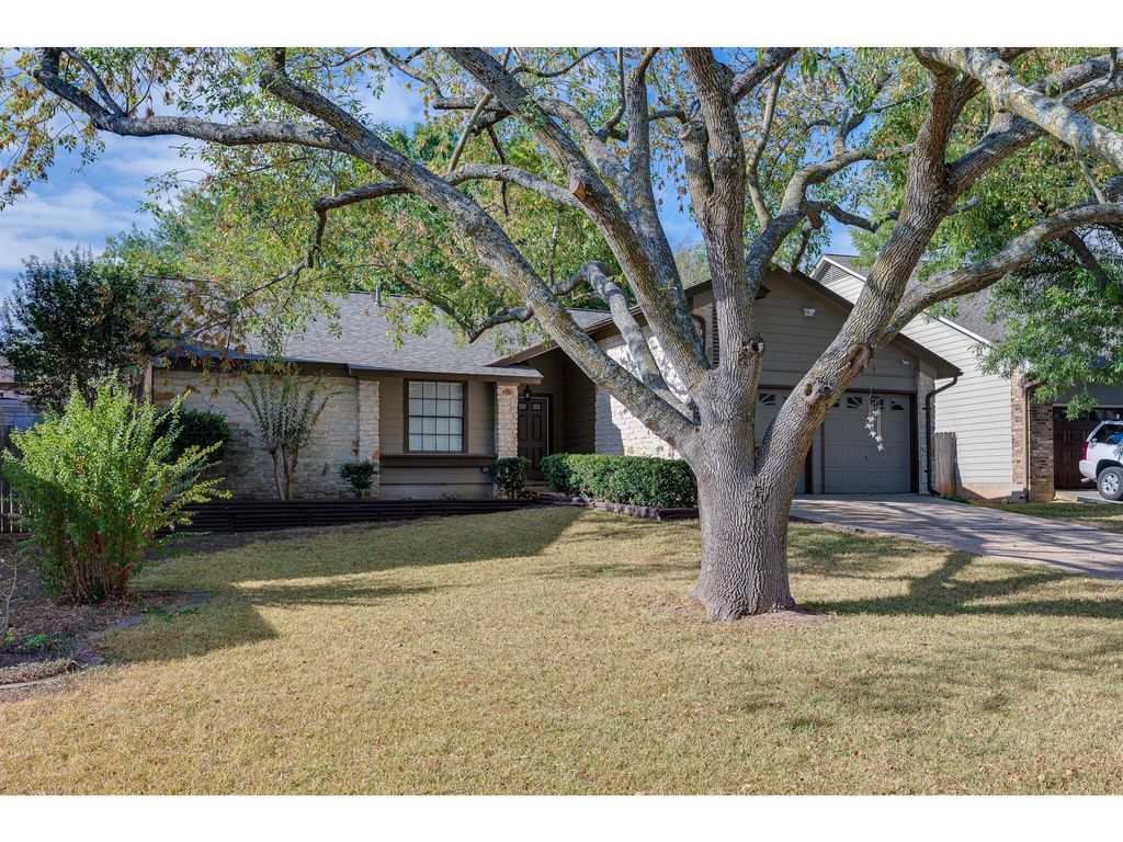 2505 Wood Chase TRL, Austin, TX 78728
