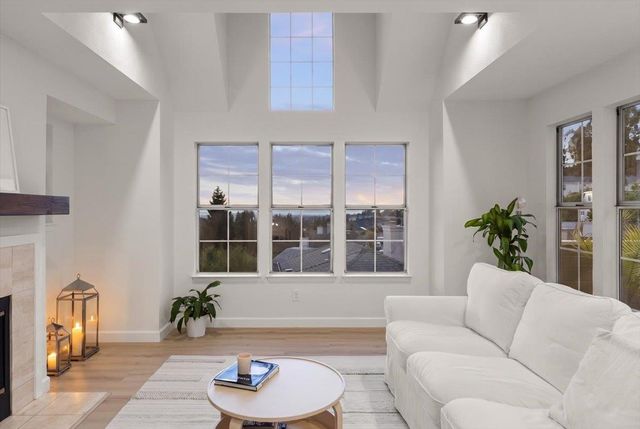 4431 Terrabella Way, Oakland, CA 94619