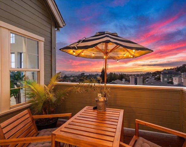 4431 Terrabella Way, Oakland, CA 94619