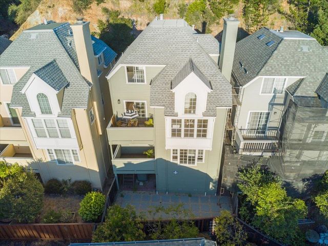 4431 Terrabella Way, Oakland, CA 94619