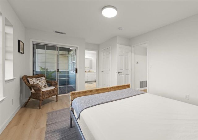 4431 Terrabella Way, Oakland, CA 94619