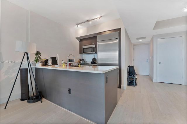 500 Brickell Ave 2000, Miami, FL 33131