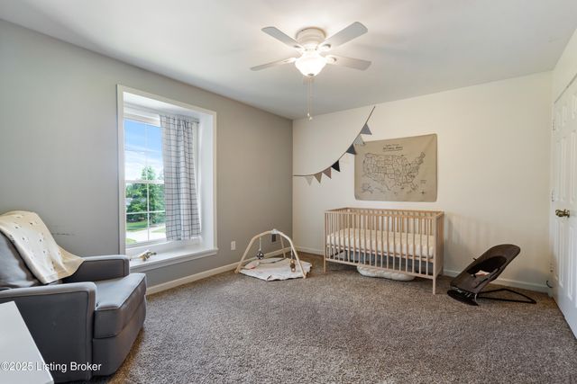 305 Lake Forest Pkwy, Louisville, KY 40245