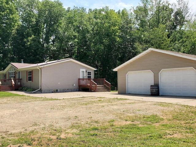 W8297 COUNTY RD I, Clintonville, WI 54929