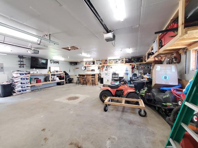 W8297 COUNTY RD I, Clintonville, WI 54929