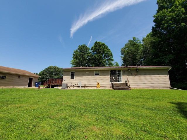 W8297 COUNTY RD I, Clintonville, WI 54929