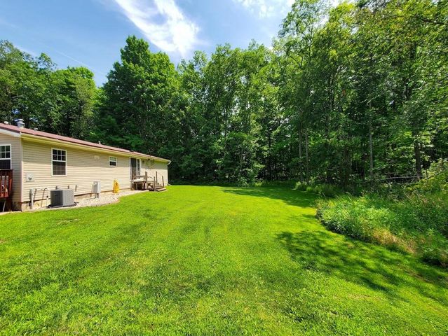 W8297 COUNTY RD I, Clintonville, WI 54929
