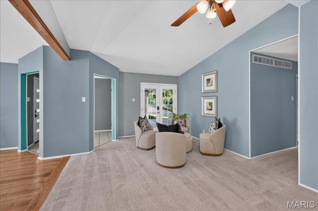 15 Bal Harbour Drive, St Louis, MO 63146