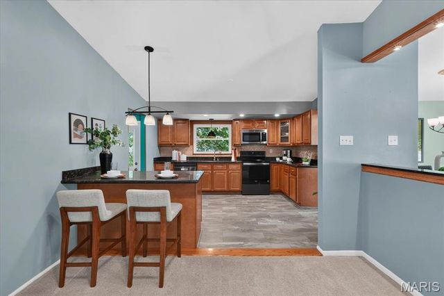 15 Bal Harbour Drive, St Louis, MO 63146
