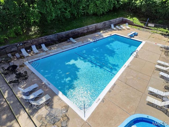 15 Bal Harbour Drive, St Louis, MO 63146