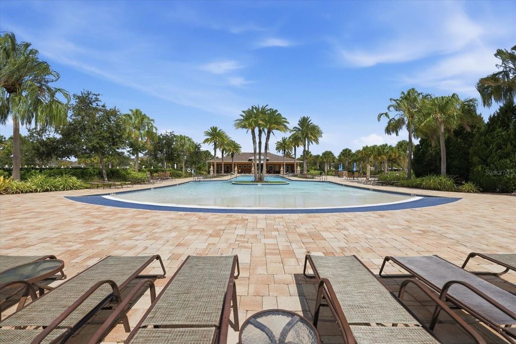 Image 33 of property listing at 11814 SKY ACRES TERRACE, Bradenton, FL 34211