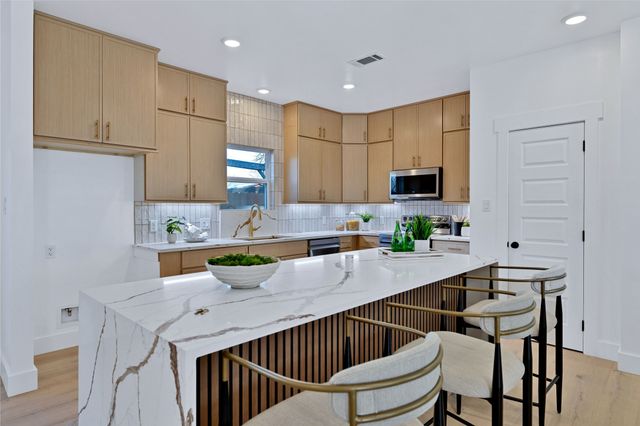 414 Wilson Street, Mckinney, TX 75069