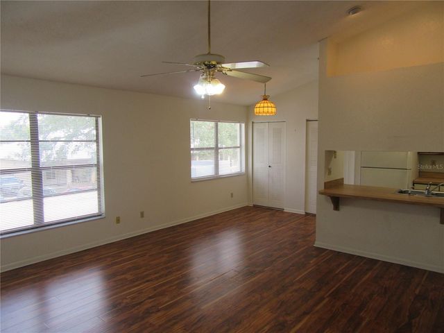 8423 SEMINOLE BOULEVARD 202, Seminole, FL 33772