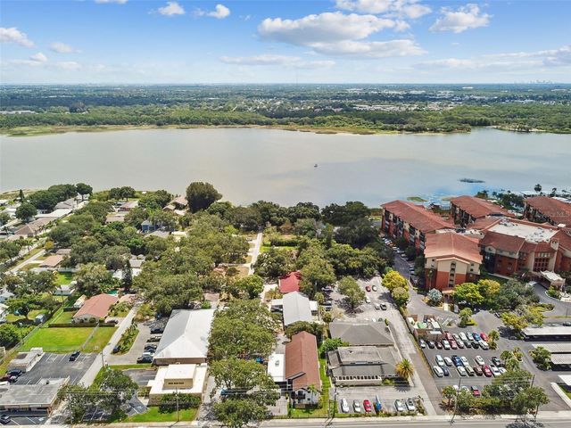 8423 SEMINOLE BOULEVARD 202, Seminole, FL 33772