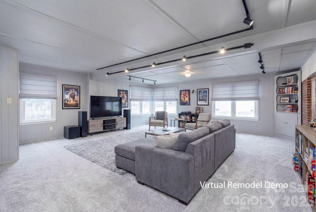 608 N State Street, Lincolnton, NC 28092