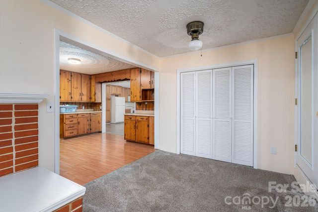 608 N State Street, Lincolnton, NC 28092