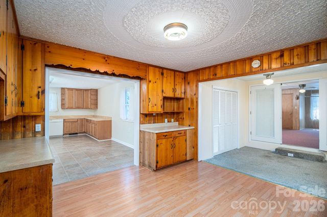 608 N State Street, Lincolnton, NC 28092