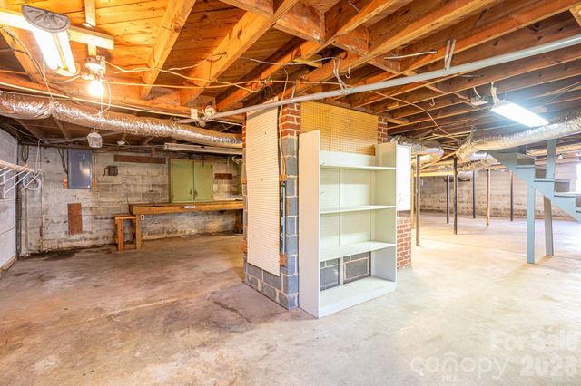 608 N State Street, Lincolnton, NC 28092