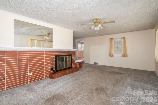 608 N State Street, Lincolnton, NC 28092