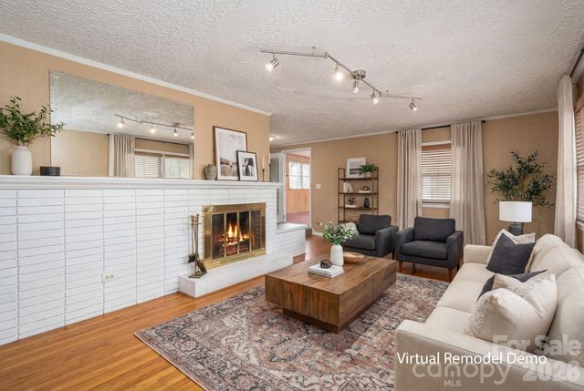 608 N State Street, Lincolnton, NC 28092