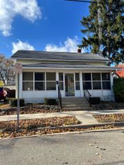 115 N Maple Avenue, Warsaw, IN 46580