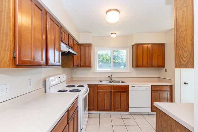 2763 Willow Creek Drive, League City, TX 77573