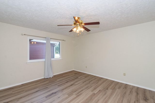 2763 Willow Creek Drive, League City, TX 77573